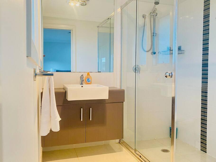 Kellyville 5Br Near Park And Shopping Mall Εξωτερικό φωτογραφία
