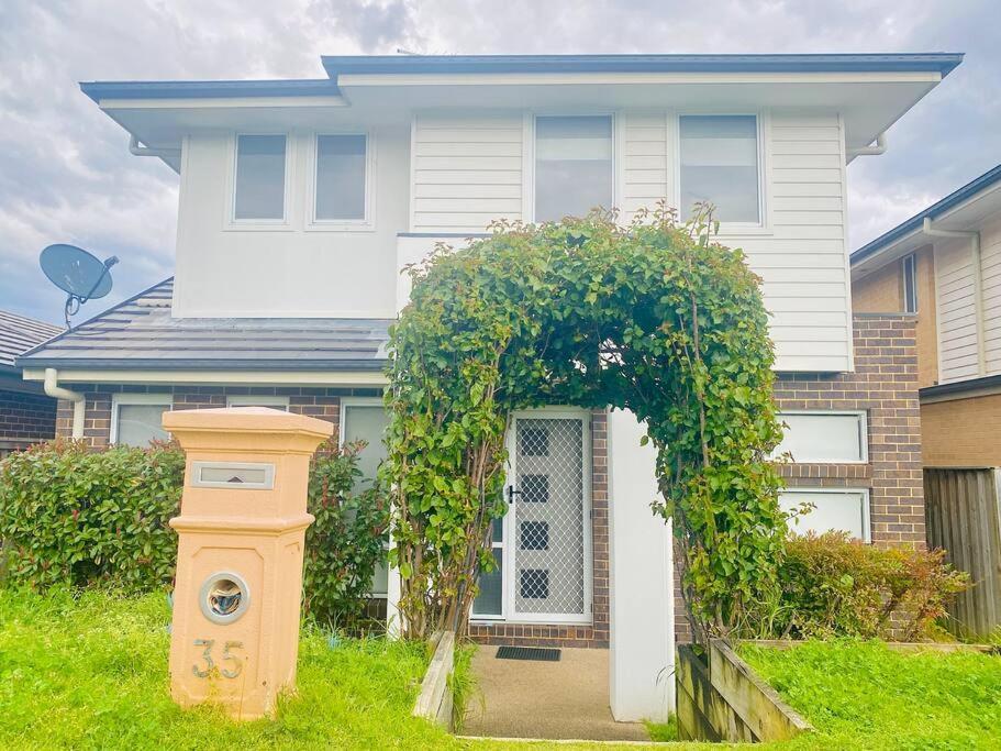 Kellyville 5Br Near Park And Shopping Mall Εξωτερικό φωτογραφία