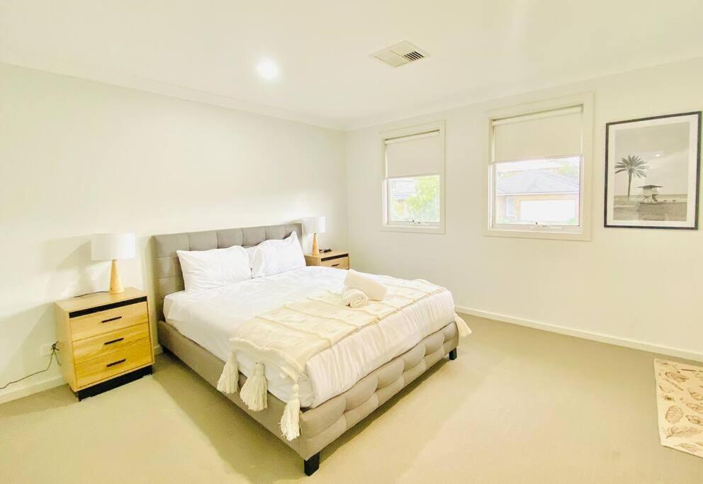 Kellyville 5Br Near Park And Shopping Mall Εξωτερικό φωτογραφία